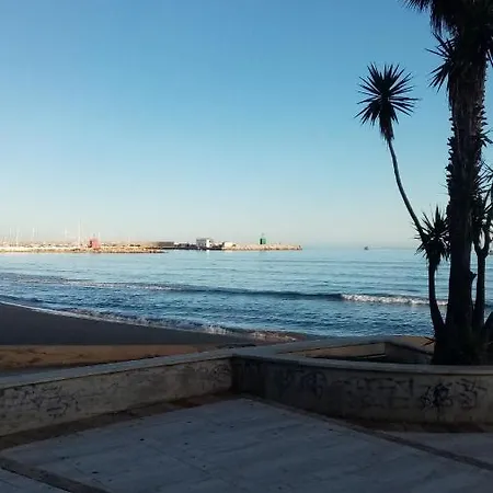 Bilocale Condominiale 3 Piano Senza Ascensore , Zona Lungo Mare Vista Mare Appartamento *