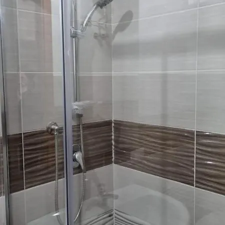 Bilocale Condominiale 3 Piano Senza Ascensore , Zona Lungo Mare Vista Mare * Crotone